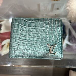 Crocodile Multiple Wallet Blue Pool